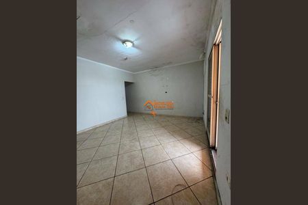 1_photo/94cef4cedd.a64aef6598c47c00-ATLAS-03bca0e4-0239-41f9-af92-5a946bdf9e53.jpg de casa à venda com 4 quartos, 360m² em Jardim Adriana, Guarulhos