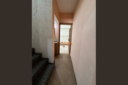 12_photo/94cef4cedd.a64aef6598c47c00-ATLAS-2fb0e1bf-3ea0-4c2b-99b1-b4ec9bf8d4e2.jpg de casa à venda com 4 quartos, 360m² em Jardim Adriana, Guarulhos