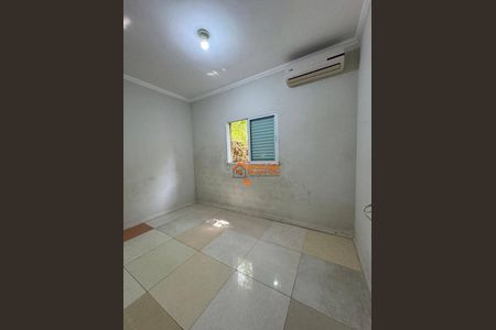 13_photo/94cef4cedd.a64aef6598c47c00-ATLAS-89c9e466-a46a-4882-9ae8-fd124d30fdcd.jpg de casa à venda com 4 quartos, 360m² em Jardim Adriana, Guarulhos