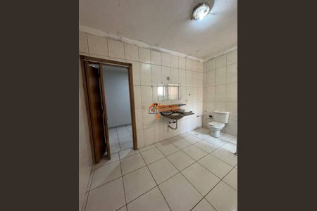 10_photo/94cef4cedd.a64aef6598c47c00-ATLAS-fcdc1a1d-ef90-44c9-aea2-8a5d8267619b.jpg de casa à venda com 4 quartos, 360m² em Jardim Adriana, Guarulhos