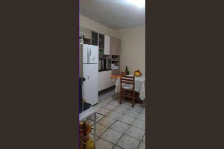 10_photo/94cef4cf2d.ceff8192393c33de-ATLAS-e4b42573-7b3b-4fcd-af43-8a13db3b59e3.jpg de casa à venda com 2 quartos, 150m² em Vila Sitio dos Morros, Guarulhos