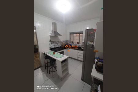 8_photo/94cef4d029.ceff8192393c33de-ATLAS-6c2d1131-ffa8-40fa-8e64-00b87ccc873e.jpg de casa à venda com 2 quartos, 125m² em Jardim Adriana, Guarulhos