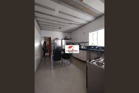 12_photo/94cef4d043.cdc422f0f5acc07d-ATLAS-7580b83f-a720-4c4c-9d97-1a139f8a5a3d.jpg de casa à venda com 3 quartos, 125m² em Jardim Adriana, Guarulhos