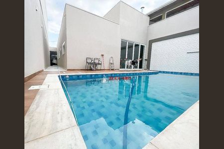 8_photo/94cef4d07b.6c5cdeaf35ec3acf-ATLAS-1928e05e-01bb-4e46-b6aa-ad6cd53e2eb8.jpg de casa à venda com 3 quartos, 175m² em Jardim Adriana, Guarulhos