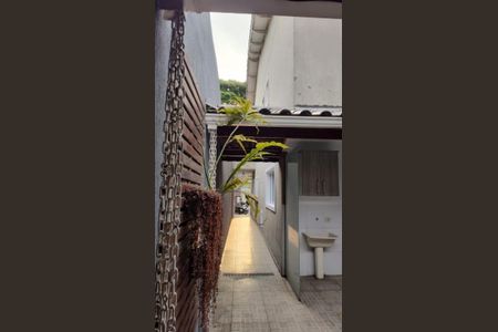 12_photo/94cef4d0a5.85bd9762b735a316-ATLAS-d4931cee-b9e4-4d6c-990f-d9629f61f92e.jpg de casa à venda com 3 quartos, 135m² em Jardim Adriana, Guarulhos