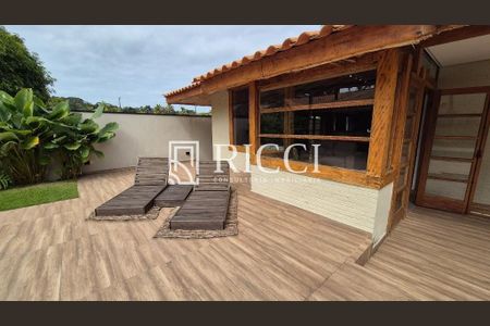 4_photo/94cef4d0af.6fa24c30896ad7dc-ATLAS-b27fef24-4d5a-4e28-b9b7-cb2ecc2ff4b3.jpg de casa de condomínio à venda com 4 quartos, 320m² em Jardim Adriana, Guarulhos