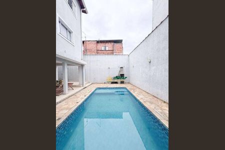 9_photo/94cef4d0bb.0e8b943d23813a48-ATLAS-73da0a28-6aa9-4e8d-983d-8f2d7e7e9ed5.jpg de casa à venda com 5 quartos, 450m² em Jardim Adriana, Guarulhos