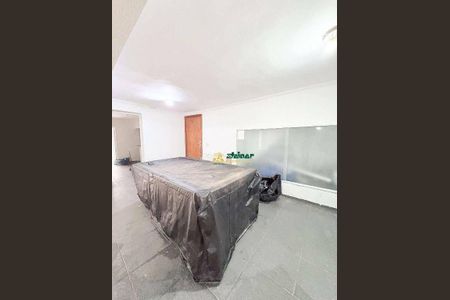 15_photo/94cef4d0bb.0e8b943d23813a48-ATLAS-cd53b3ce-eae2-4193-9cf7-e13b8ffba076.jpg de casa à venda com 5 quartos, 450m² em Jardim Adriana, Guarulhos