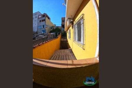 5_photo/94cef4d0bf.e3da74daae84817a-ATLAS-15320403-1397-4e64-b469-bb8adeb17339.jpg de casa à venda com 3 quartos, 160m² em Jardim Adriana, Guarulhos