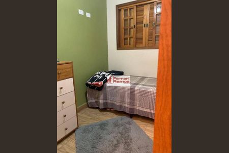 8_photo/94cef4d121.7a37549eceeba21f-ATLAS-4d503d9e-9151-4e01-987b-c7218378a150.jpg de casa à venda com 4 quartos, 375m² em Jardim Adriana, Guarulhos