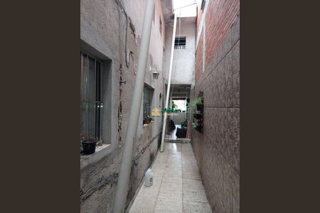 18_photo/94cef4d281.2b736b8026be143b-ATLAS-9bfafbb2-c5b6-4348-a2e0-4be20acb71c5.jpg de casa à venda com 3 quartos, 180m² em Jardim Adriana, Guarulhos