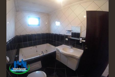 12_photo/94cef4d287.3c20d05746a6d1b7-ATLAS-847f42ae-a4c2-43e5-a386-a07dee5a6d9c.jpg de casa à venda com 5 quartos, 110m² em Morros, Guarulhos
