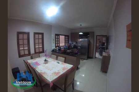 2_photo/94cef4d299.5564e16b2c01dcfa-ATLAS-14b44d74-73fc-4731-ac98-5b7107241bd6.jpg de casa à venda com 3 quartos, 195m² em Morros, Guarulhos