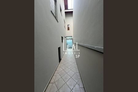 12_photo/94cef4d2df.edf2212802869f81-ATLAS-1e1fe2d5-2f05-4026-99e2-de16764e541b.jpg de casa à venda com 3 quartos, 250m² em Parque Flamengo, Guarulhos