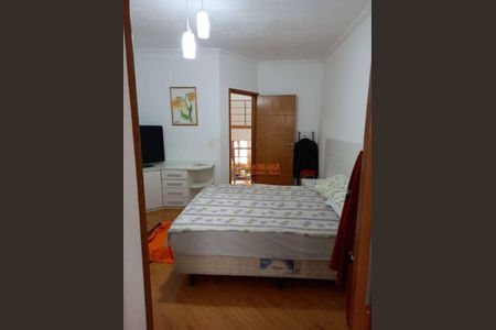 9_photo/94cef4d2e1.5a85c5bdfef41cf9-ATLAS-2a37a153-8d89-47da-8a66-32ab26eebe90.jpg de casa à venda com 3 quartos, 200m² em Parque Flamengo, Guarulhos