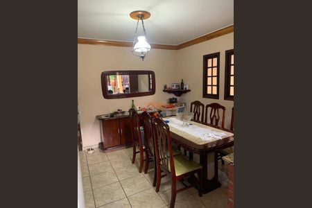 3_photo/94cef4d2e9.c696d6dfecea6f1c-ATLAS-ad2b8788-55ab-41d5-bf3e-85f549508e27.jpg de casa à venda com 3 quartos, 162m² em Parque Flamengo, Guarulhos