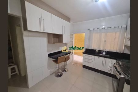 10_photo/94cef4d309.5cae95bfc6c6118b-ATLAS-ab0dc8af-77a4-4e98-b81d-b2635d6ed206.jpg de casa à venda com 3 quartos, 130m² em Morros, Guarulhos