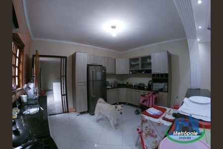20_photo/94cef4d371.7980aed8fa71c73b-ATLAS-5f0bbf5a-b2a6-4552-b0fe-f51d465d8f3b.jpg de casa à venda com 3 quartos, 308m² em Vila Sao Joao Batista, Guarulhos