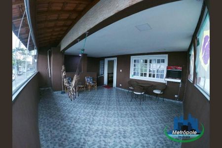 7_photo/94cef4d371.7980aed8fa71c73b-ATLAS-8d737a27-bd9f-44ea-8b6e-7212a88b4744.jpg de casa à venda com 3 quartos, 308m² em Vila Sao Joao Batista, Guarulhos