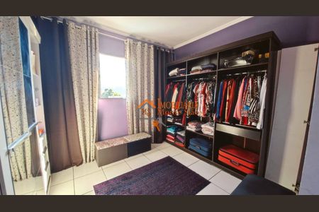 10_photo/94cef4d3bd.d7f7d5f8cc9727af-ATLAS-359d4781-d8ee-4102-b368-7da77d15f738.jpg de casa à venda com 3 quartos, 155m² em Parque Flamengo, Guarulhos