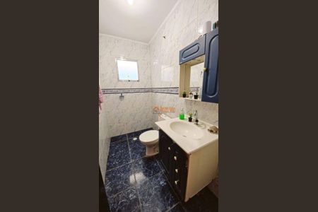 14_photo/94cef4d3bd.d7f7d5f8cc9727af-ATLAS-ac32b103-07a2-42e0-ba51-8a14185c30c9.jpg de casa à venda com 3 quartos, 155m² em Parque Flamengo, Guarulhos