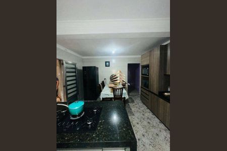 9_photo/94cef4d48d.732b7fd8aaa5f07d-ATLAS-2e06c60f-695a-40c3-8df0-0304c0a99219.jpg de casa à venda com 3 quartos, 138m² em Jardim Elizabeth, Guarulhos