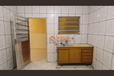 25_photo/94cef4d5bb.0abb473e952761da-ATLAS-7ecee2f4-f4c6-48e8-8550-29028f334258.jpg de casa à venda com 5 quartos, 300m² em Jardim Irene, Guarulhos