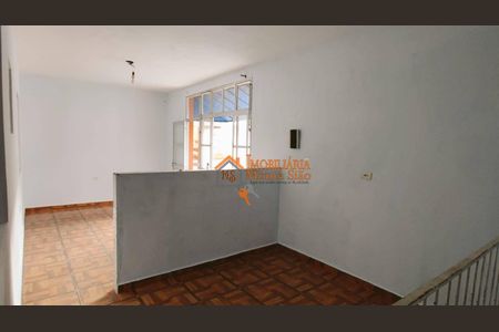 10_photo/94cef4d5bb.0abb473e952761da-ATLAS-e32087be-1e65-4296-ae27-7f334b89cd16.jpg de casa à venda com 5 quartos, 300m² em Jardim Irene, Guarulhos