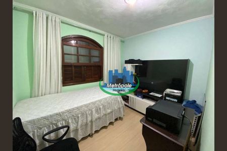 18_photo/94cef4d5ff.6618d879b31b9a75-ATLAS-5f925381-3dd1-4265-b6a6-893e3ea6fb01.jpg de casa à venda com 3 quartos, 169m² em Parque Flamengo, Guarulhos