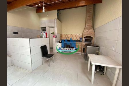 24_photo/94cef4d5ff.6618d879b31b9a75-ATLAS-d68731c2-4a92-4f9d-b9ef-a2ec78b1baab.jpg de casa à venda com 3 quartos, 169m² em Parque Flamengo, Guarulhos