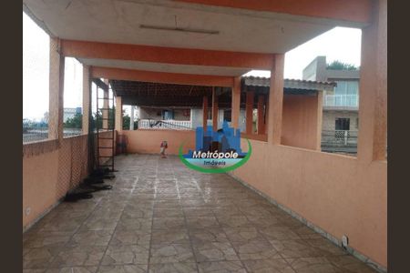 20_photo/94cef4d649.74dbc9aa7d3e0758-ATLAS-aefb52ec-a3c3-4440-a9c8-f51db458314e.jpg de casa à venda com 3 quartos, 252m² em Jardim Nova Guarulhos, Guarulhos