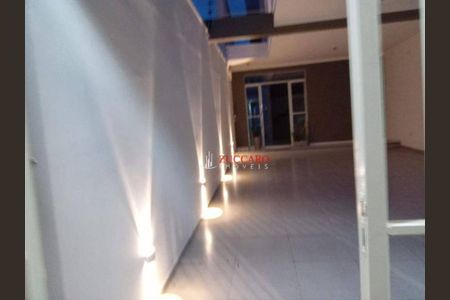 2_photo/94cef4d75b.4256f29e3dca9486-ATLAS-0e5ab4bb-f018-4e32-a2d5-ffb3eccc5b74.jpg de casa à venda com 3 quartos, 125m² em Jardim Adriana, Guarulhos