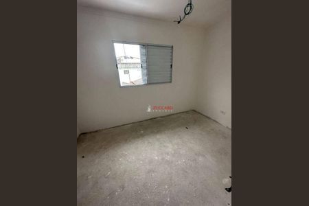 10_photo/94cef4d75b.4256f29e3dca9486-ATLAS-428185d9-4c52-4ca3-b278-5e66d46f5eb3.jpg de casa à venda com 3 quartos, 125m² em Jardim Adriana, Guarulhos