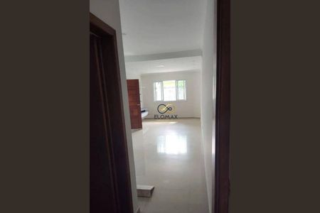 6_photo/94cef4d76f.ceff8192393c33de-ATLAS-4f47d7ec-ffca-442f-9da9-eea13312a64e.jpg de casa à venda com 3 quartos, 135m² em Jardim Adriana, Guarulhos