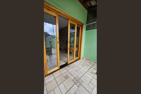 6_photo/94cef4d785.1168d7f35de77434-ATLAS-15404881-920c-4c7b-b57e-e88e12def22e.jpg de casa à venda com 2 quartos, 160m² em Jardim Celia, Guarulhos