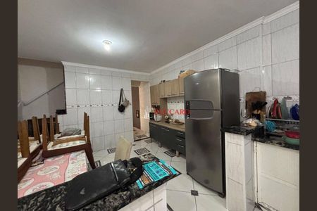 7_photo/94cef4d847.ebea37d9b74874bd-ATLAS-dd99e573-ccf1-4c80-b6fc-807ce66840e4.jpg de casa à venda com 2 quartos, 182m² em Jardim Celia, Guarulhos