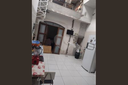 8_photo/94cef4d9d3.72dbb2e2e315c7ab-ATLAS-829a547f-0728-42bc-a649-db400e0fb4bb.jpg de casa à venda com 3 quartos, 200m² em Jardim Celia, Guarulhos