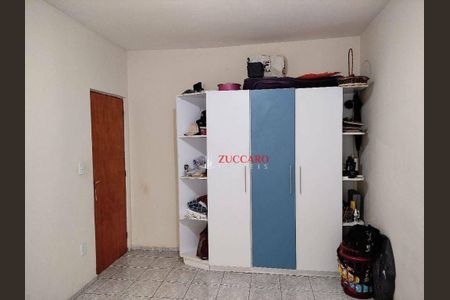 3_photo/94cef4da6b.05acccb2dbb53537-ATLAS-0e247038-e279-44ec-ab82-2b5c2f854e90.jpg de casa à venda com 4 quartos, 200m² em Jardim Adriana, Guarulhos