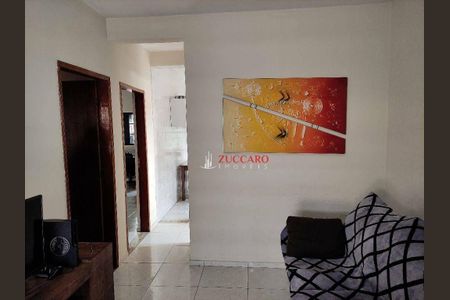 9_photo/94cef4da6b.05acccb2dbb53537-ATLAS-8a3adf59-b6ea-4484-a5e1-5685dac42a94.jpg de casa à venda com 4 quartos, 200m² em Jardim Adriana, Guarulhos