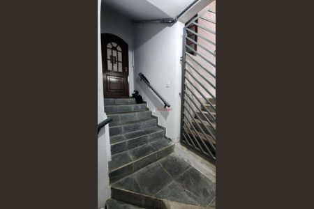 4_photo/94cef4da89.dabf6d33826e301d-ATLAS-30a2dc5c-ab1e-4baf-883b-a14deaa78006.jpg de casa à venda com 4 quartos, 240m² em Jardim Adriana, Guarulhos