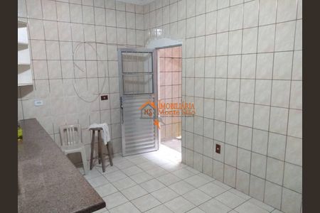 6_photo/94cef4da89.dabf6d33826e301d-ATLAS-ef05e82f-1a4e-439f-93dc-127c9be92502.jpg de casa à venda com 5 quartos, 200m² em Jardim Adriana, Guarulhos