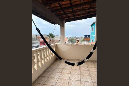 6_photo/94cef4da8b.2a17df7df6ae08cb-ATLAS-69aa6ffb-d7ce-42eb-9d6d-e09c38a0c801.jpg de casa à venda com 3 quartos, 289m² em Jardim Adriana, Guarulhos