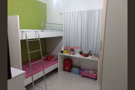 3_photo/94cef4dad5.2832257cbb3df2c4-ATLAS-152fe74c-9268-48e4-af1c-b5e6fab31b4f.jpg de casa à venda com 3 quartos, 125m² em Jardim Adriana, Guarulhos