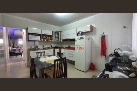 9_photo/94cef4dad5.2832257cbb3df2c4-ATLAS-54dedbb6-dc99-4a88-888f-742a1dfa9441.jpg de casa à venda com 3 quartos, 125m² em Jardim Adriana, Guarulhos