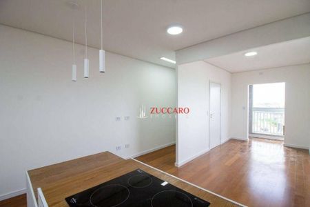 8_photo/94cef4dad7.839ec754de1d9a87-ATLAS-38b30ea8-ac85-4c61-99ca-e7cc4b34a53a.jpg de apartamento à venda com 1 quarto, 31m² em Jardim Adriana, Guarulhos