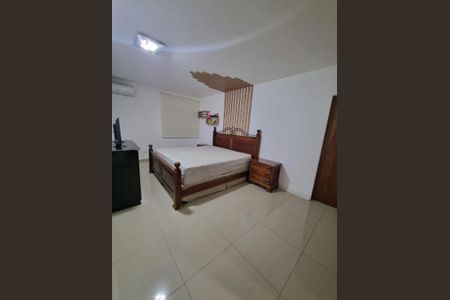 10_photo/94cef4dafb.ce0e127f29cc1409-ATLAS-b6263c45-7fdf-4e94-b8f9-cda0ec50fcee.jpg de casa à venda com 5 quartos, 450m² em Jardim Adriana, Guarulhos