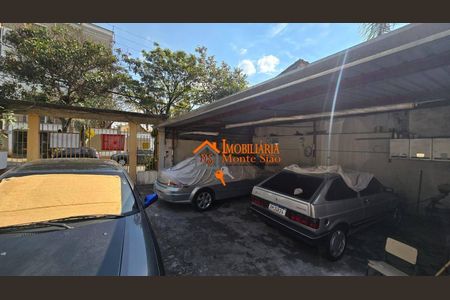 8_photo/94cef4db03.46ae6cbe0761d4fa-ATLAS-c4e714cd-8551-4610-89fb-d287d7c72f39.jpg de casa à venda com 5 quartos, 250m² em Jardim Adriana, Guarulhos