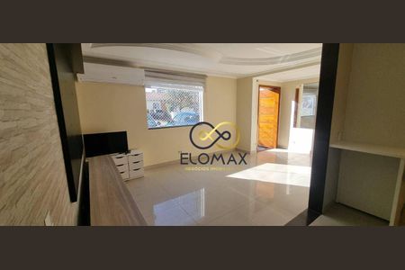 18_photo/94cef4db1b.b88e781a7551a754-ATLAS-0390b962-2cc8-418d-8661-7e2a84b54586.jpg de casa de condomínio à venda com 3 quartos, 125m² em Jardim Adriana, Guarulhos