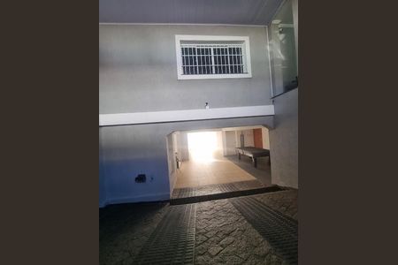 1_photo/94cef4db2f.9f73e101bd22bb98-ATLAS-02957bb1-78ff-4be4-bee6-509bd5bd3926.jpg de casa à venda com 5 quartos, 450m² em Jardim Adriana, Guarulhos