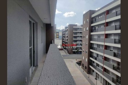 11_photo/94cef4db39.ce08334962205414-ATLAS-d1093a54-e03a-4ac5-b9cf-78c84e3cd1da.jpg de apartamento à venda com 2 quartos, 43m² em Jardim Adriana, Guarulhos